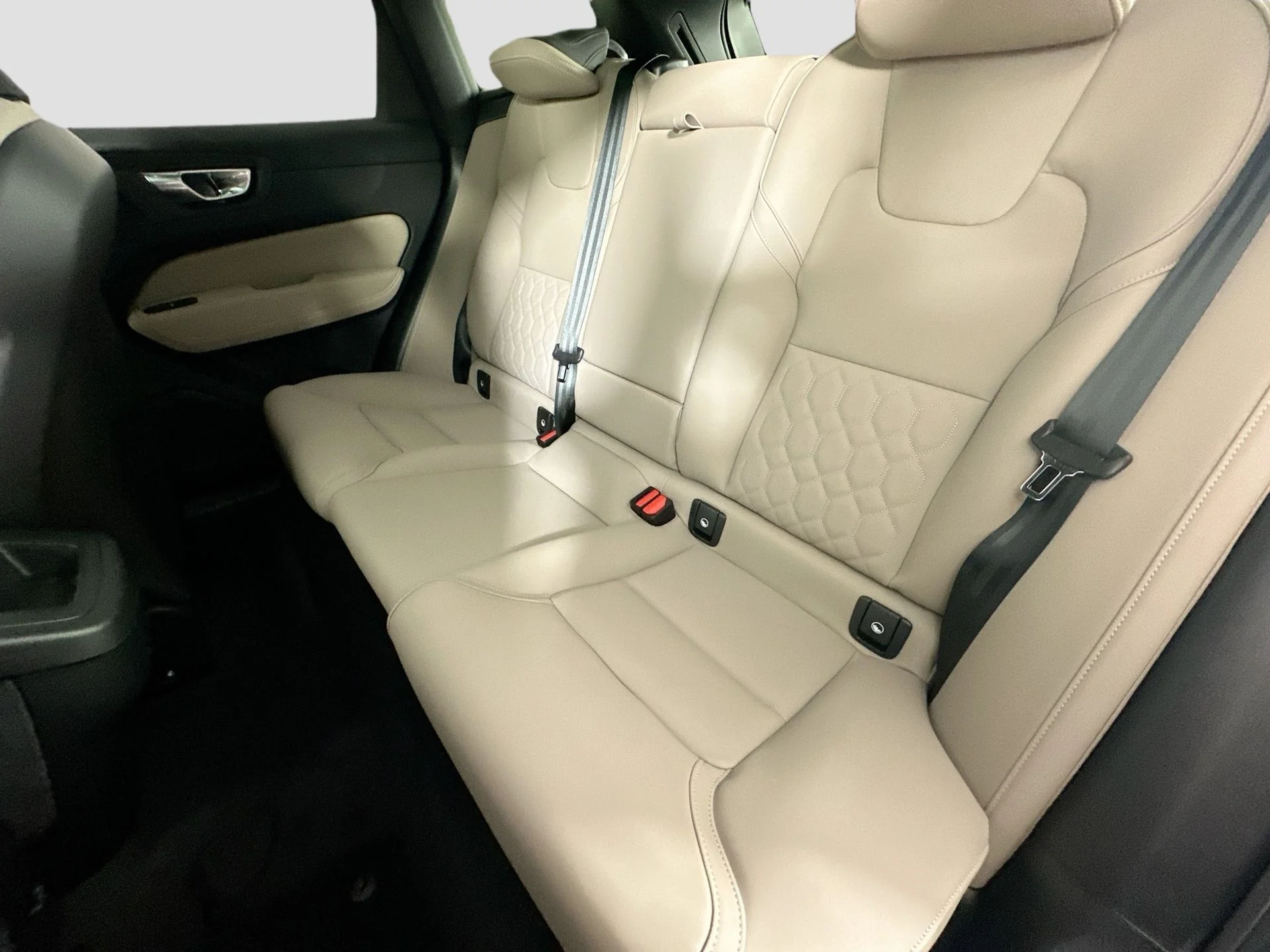 New 2026 Forest Lake Volvo Plus image 25