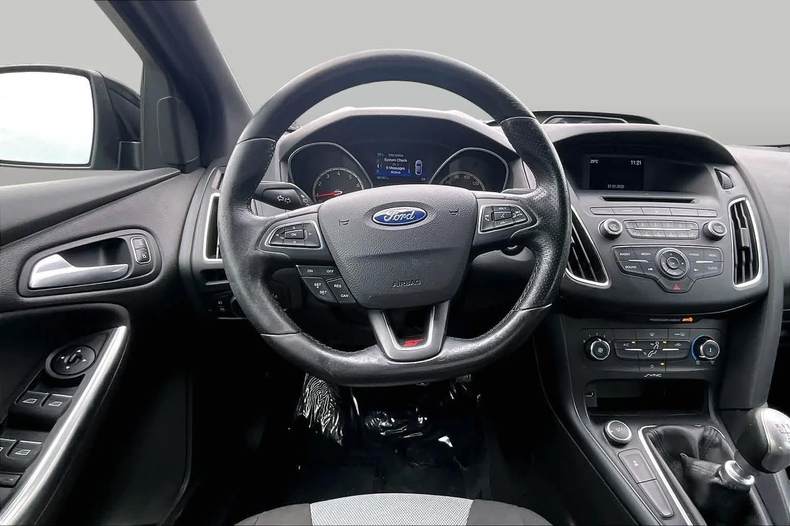 Pre-Owned 2016 Ford Focus ST