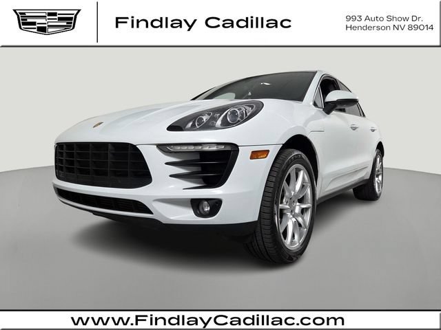 2017 Porsche Macan -'s photo
