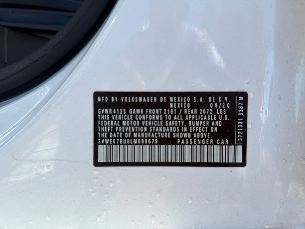 Used 2020 White Volkswagen SEL image 20