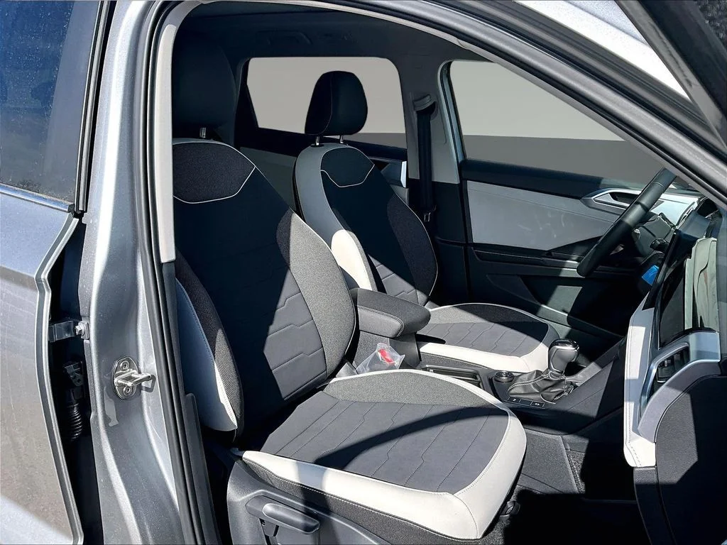 2026 Volkswagen Taos SE - Photo 13