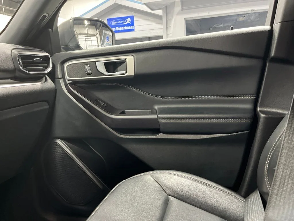 Used 2020 Black Metallic Ford XLT image 15