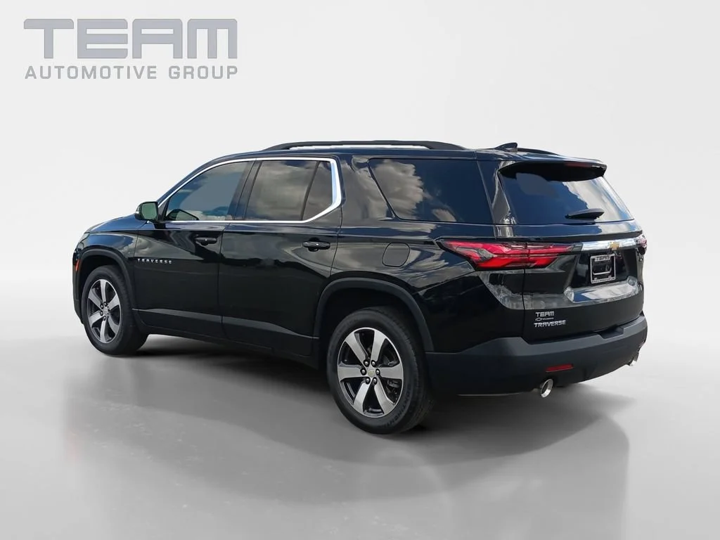Used 2023 Mosaic Black Metallic Chevrolet LT Leather image 5