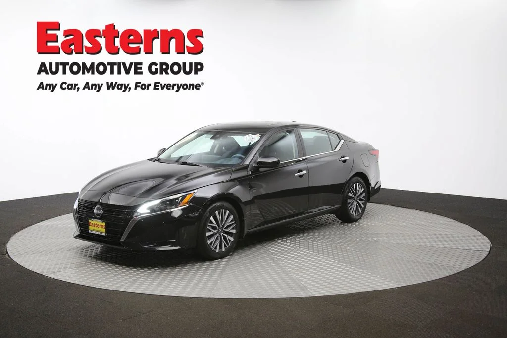 Used 2023 Black Nissan 2.5 SV image 54