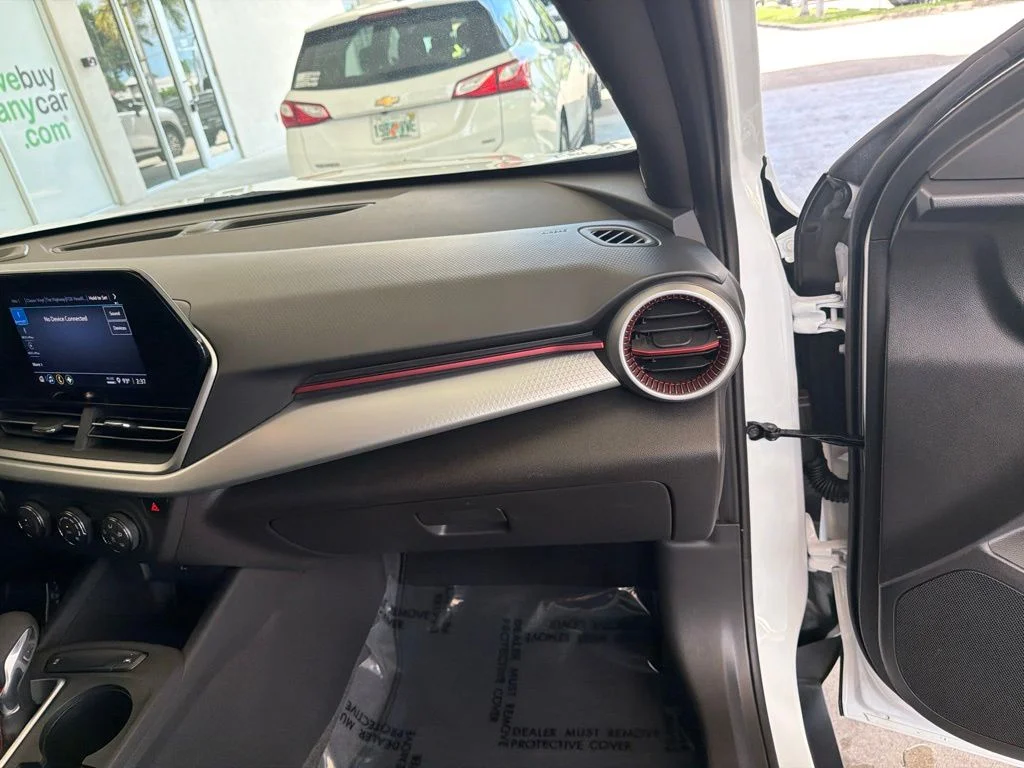 Used 2025 White Chevrolet 1RS image 24