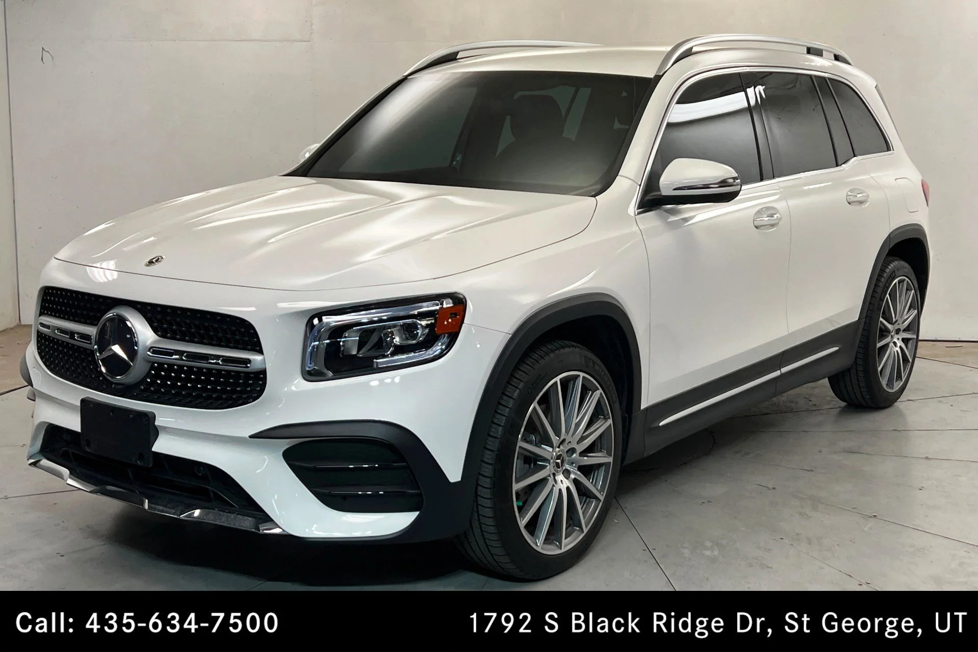 2021 Mercedes-Benz GLB GLB250's photo