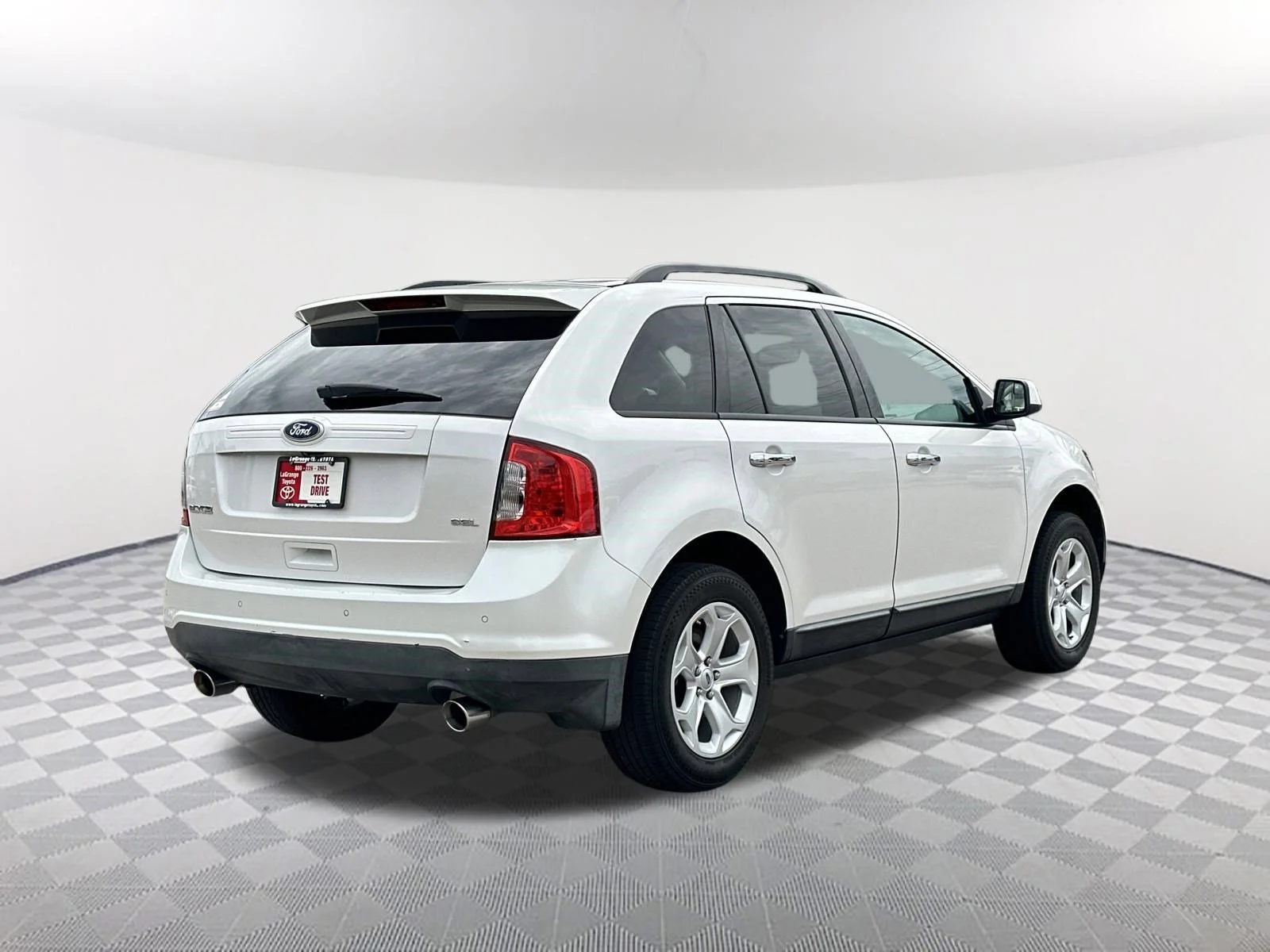 Used 2011 White Platinum Metallic Tri-Coat Ford SEL image 5