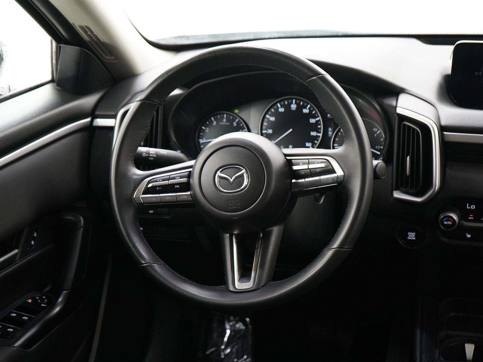 Used 2025 Wind Chill Pearl Mazda 2.5 S Preferred Package image 16
