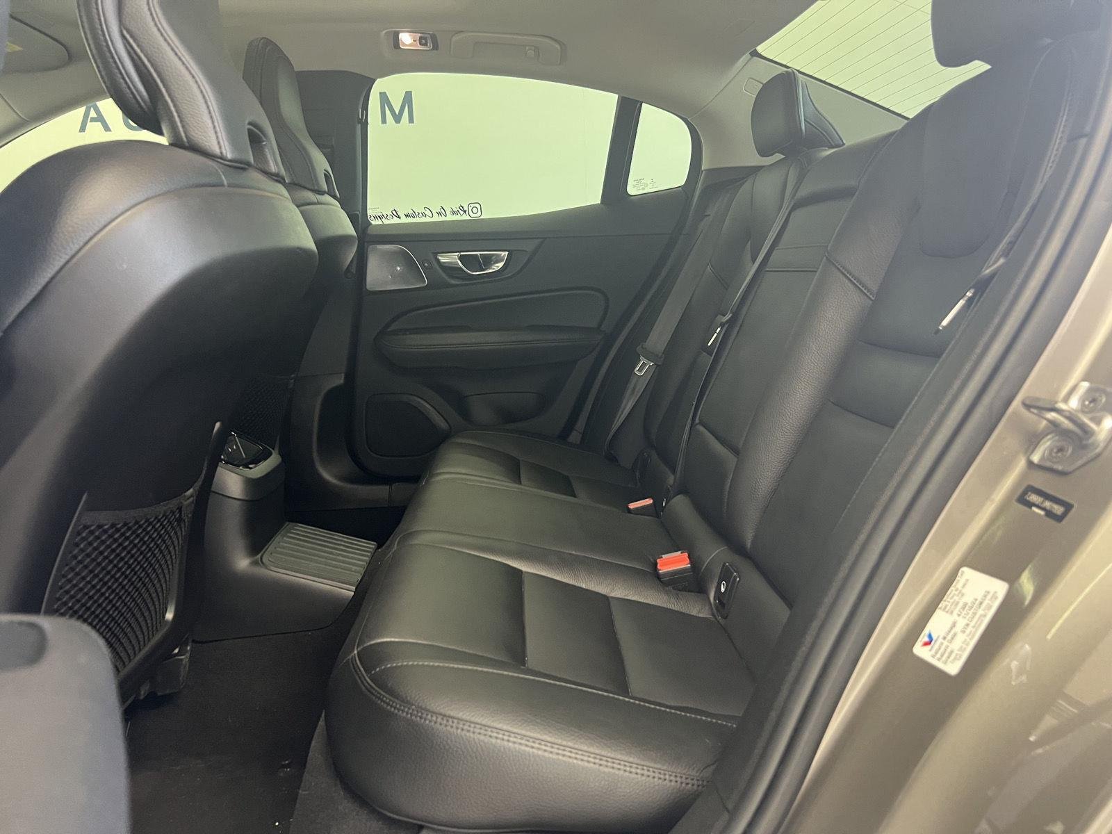 2021 Volvo S60 Inscription - Photo 24