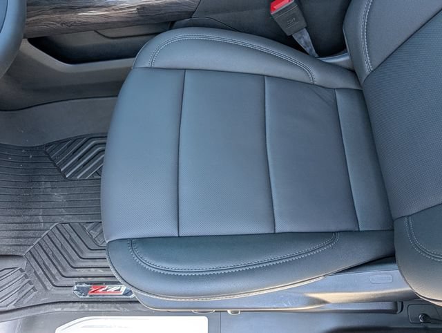 2026 Chevrolet Silverado 1500 LTZ - Photo 10