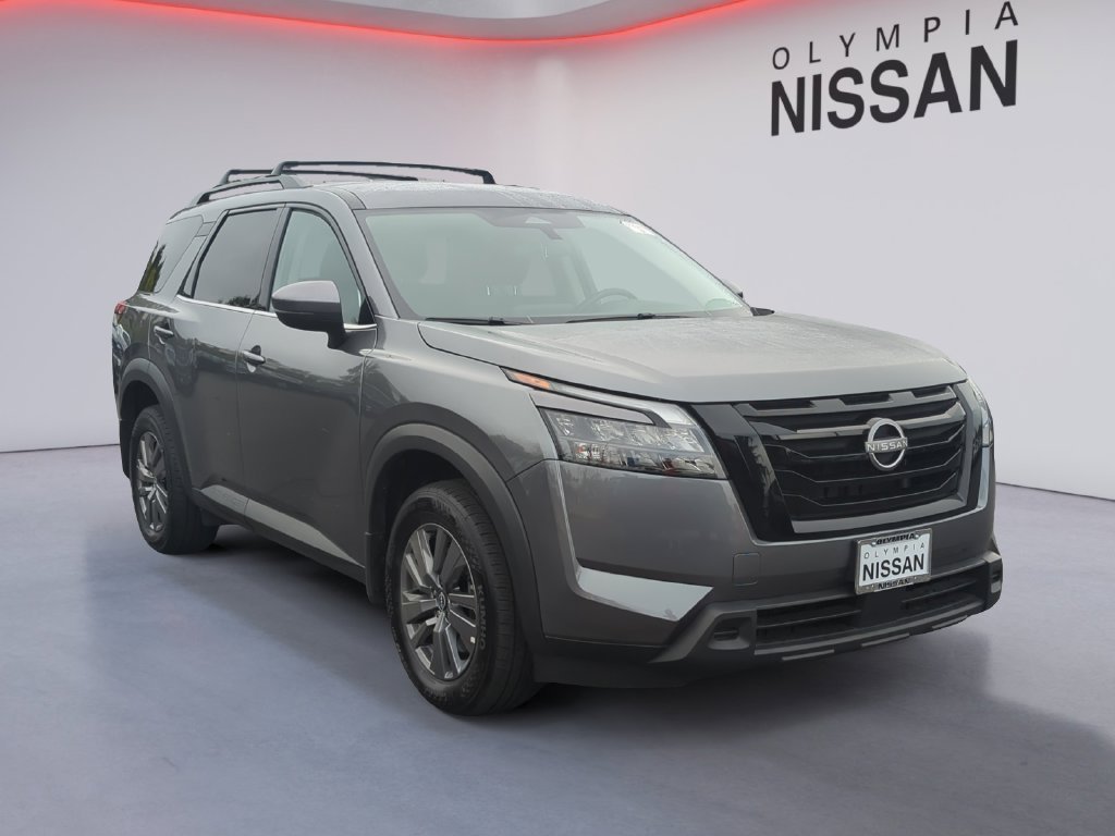 Used 2025 Gray Nissan SV image 9