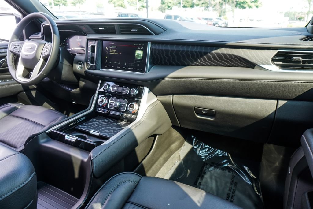 Used 2024 Black GMC Denali image 10