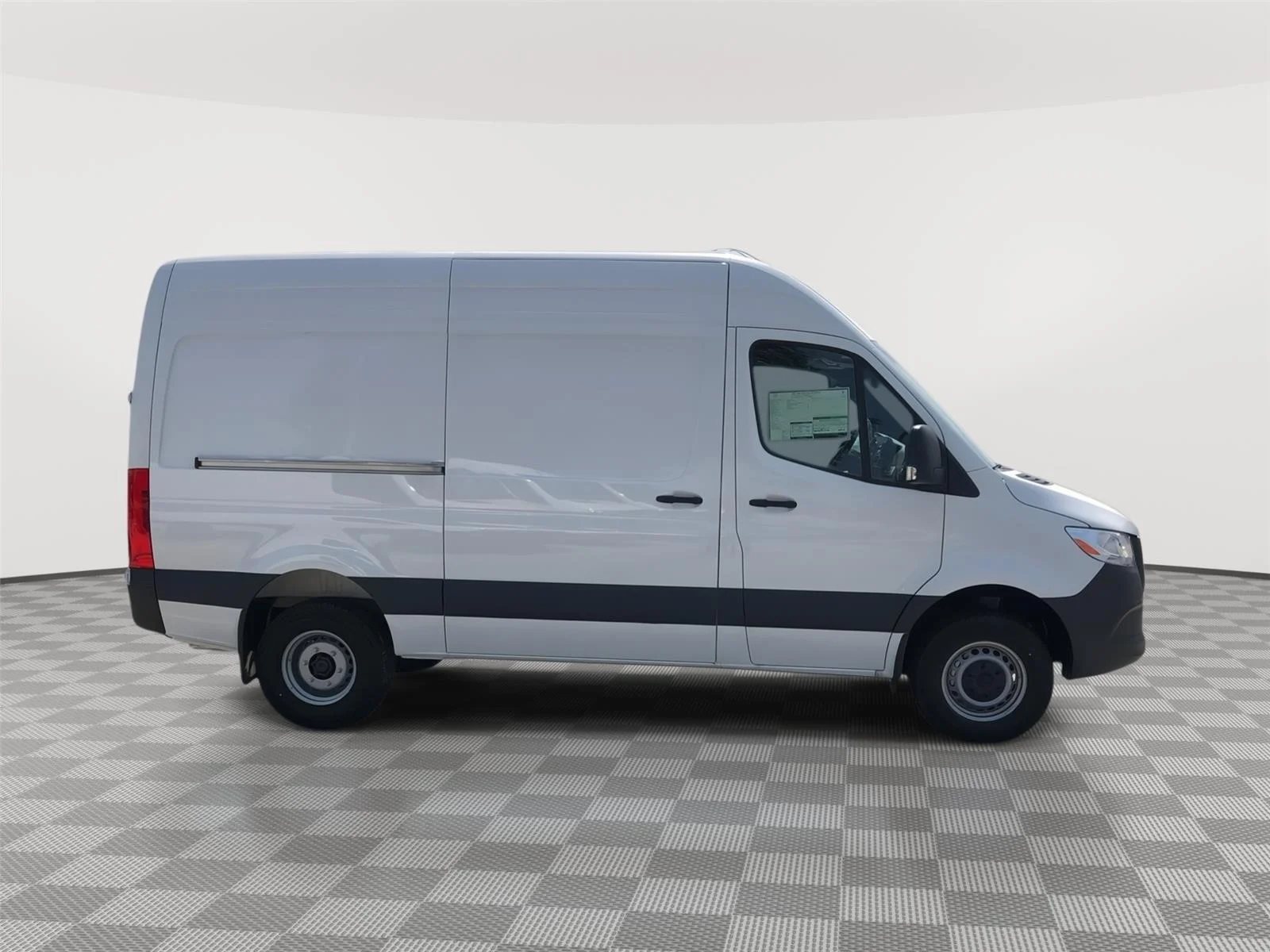 New 2025 Arctic White Mercedes-Benz  image 2