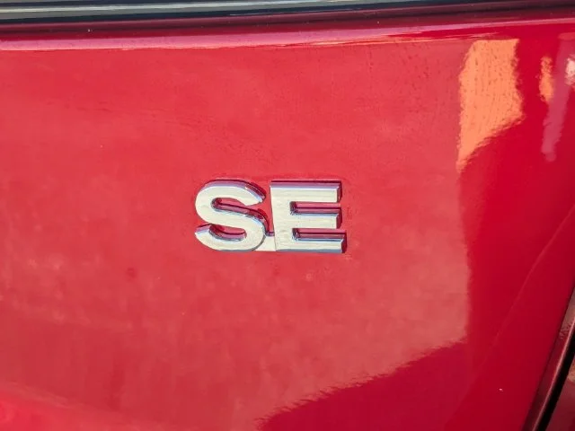 New 2027 Red Mitsubishi SE image 13