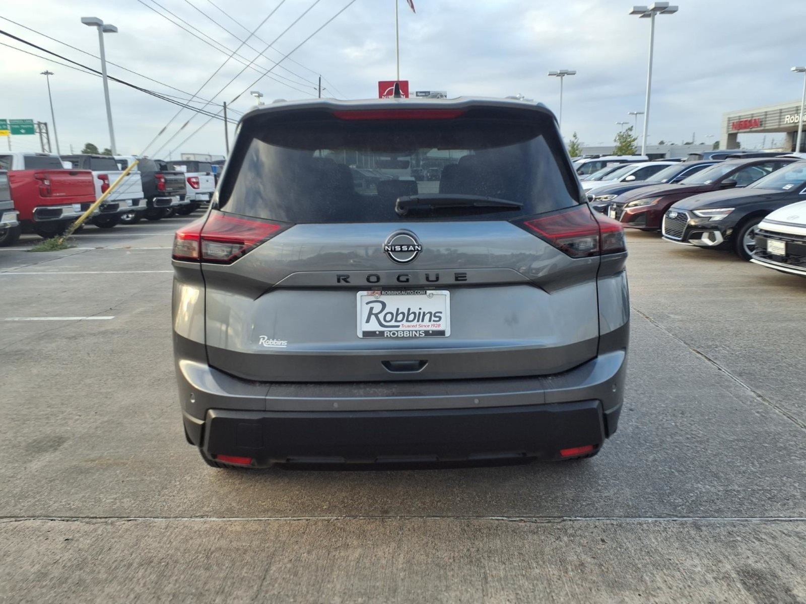 2026 Nissan Rogue photo 7 of 28