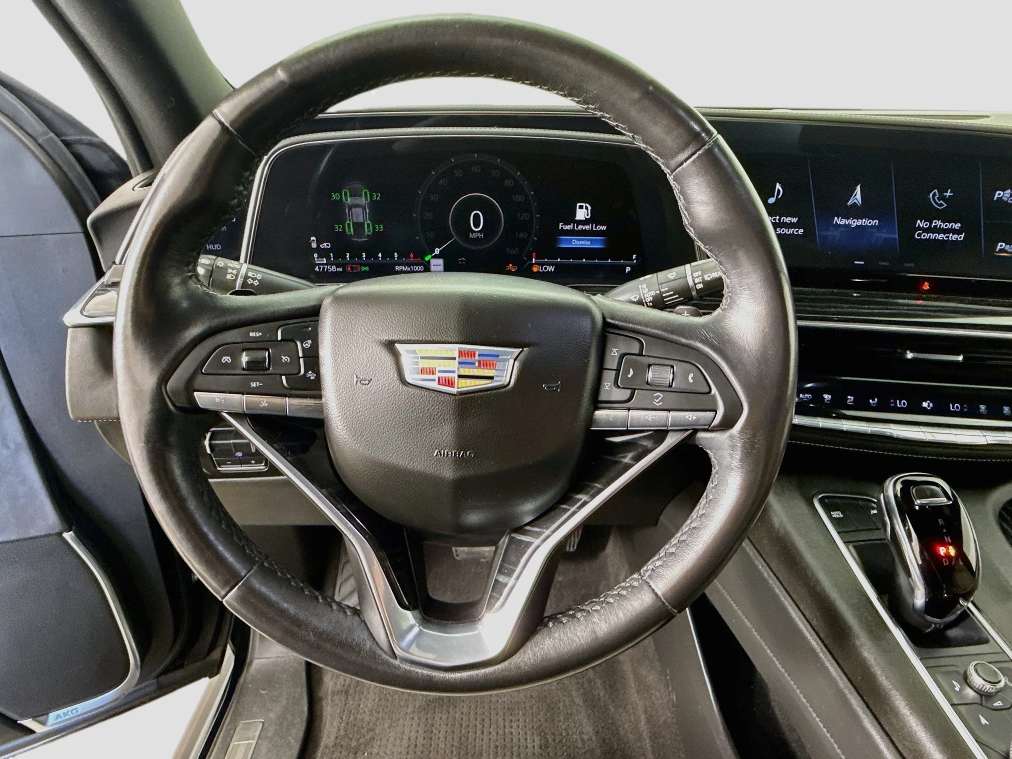 Used 2022 Black Raven Cadillac Sport image 13