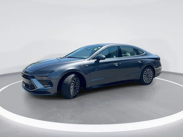 Used 2024 Gray Hyundai Limited image 1
