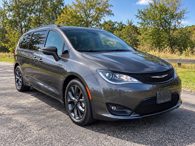 2019 Chrysler Pacifica Touring Plus