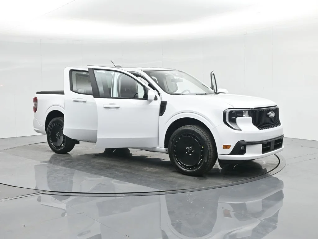 New 2025 White Ford Lobo Standard image 57
