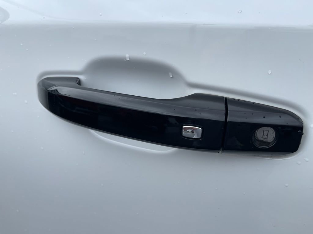 Used 2023 Summit White Chevrolet ZR2 image 7