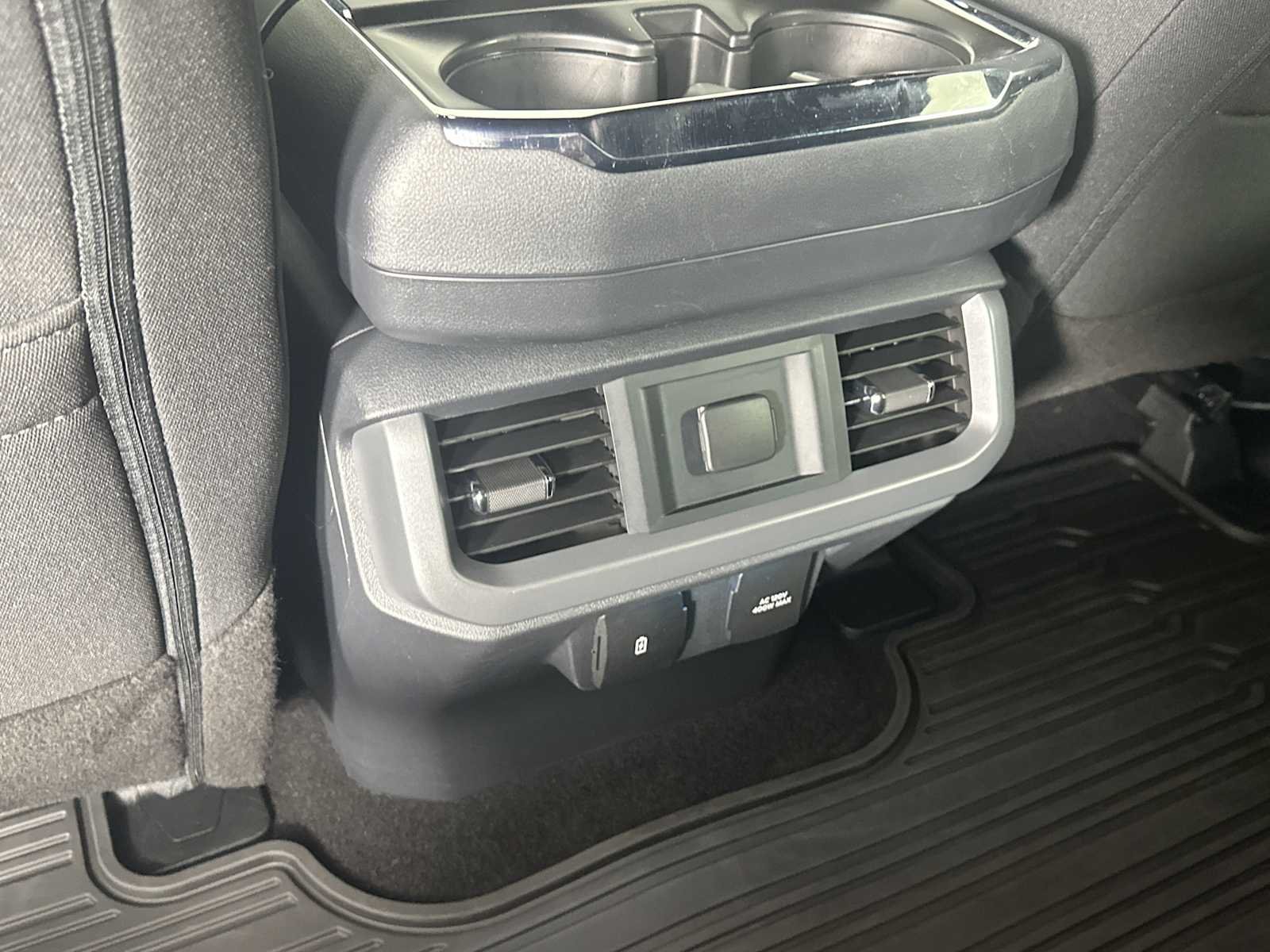 2025 Ford F-150 XLT - Photo 20