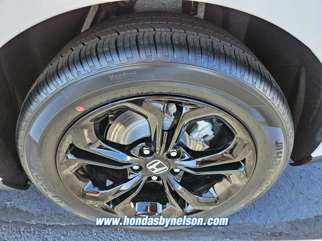 2025 Honda Accord SE - Photo 11