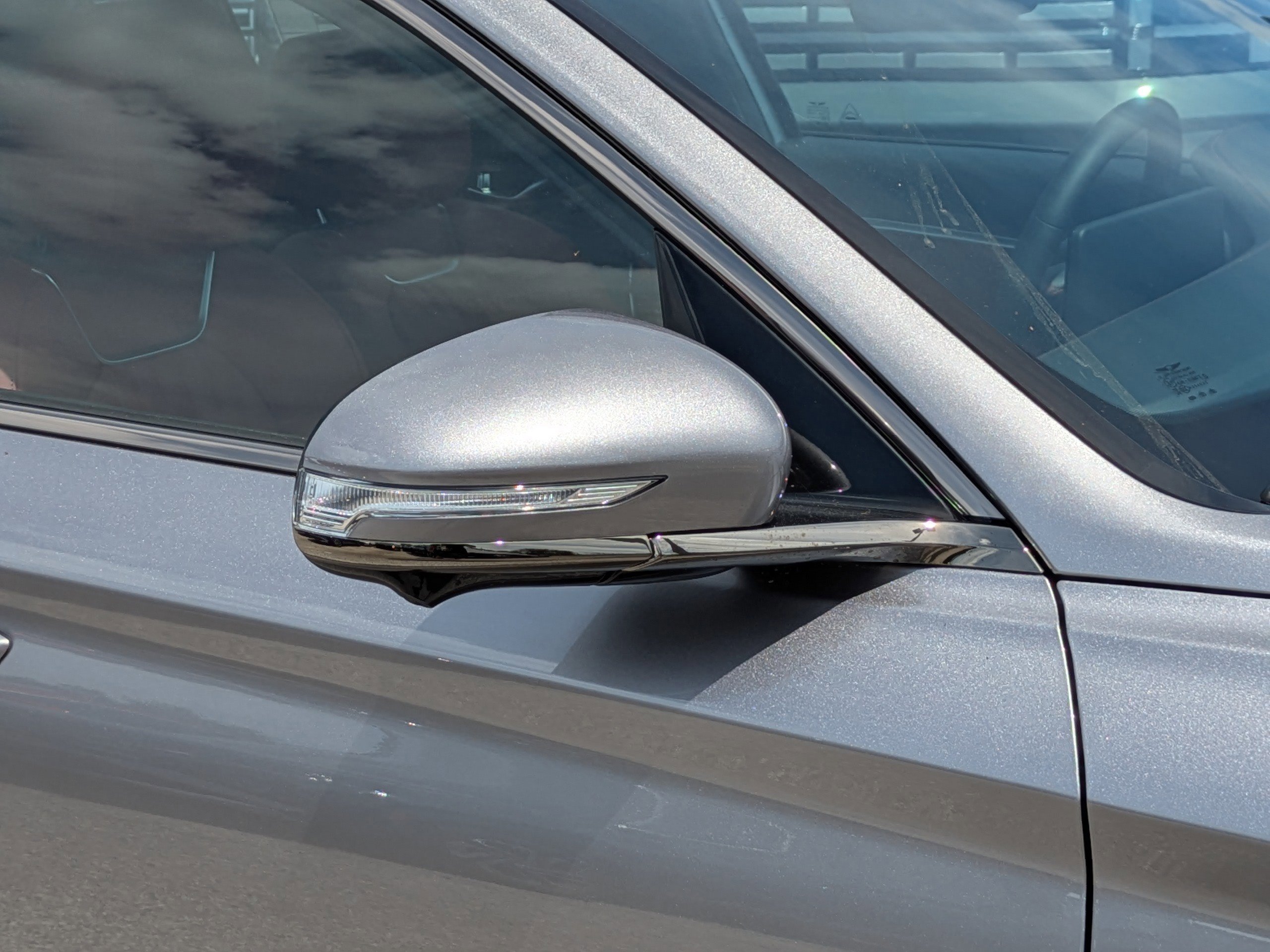 New 2026 Savile Silver Genesis 3.3T Sport Prestige image 10
