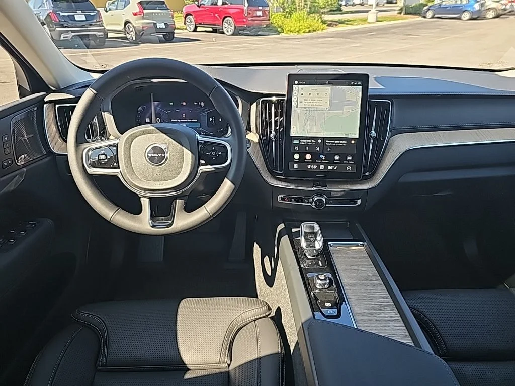 2026 Volvo XC60 Ultra - Photo 10
