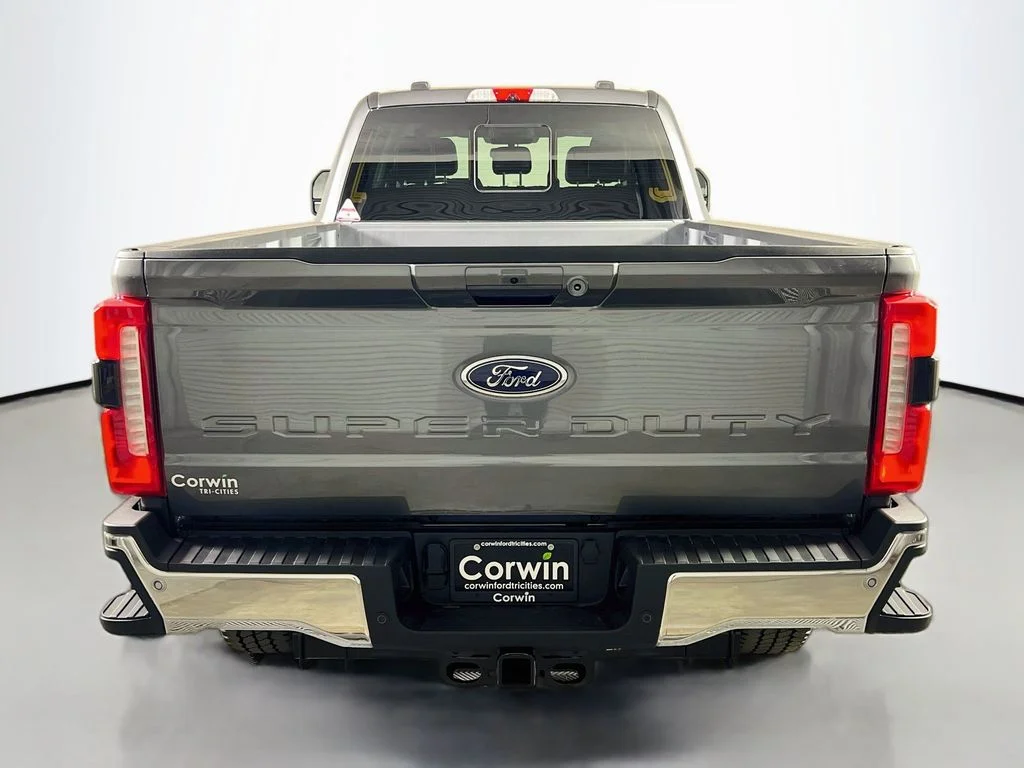 New 2026 Carbonized Gray Metallic Ford Lariat image 14