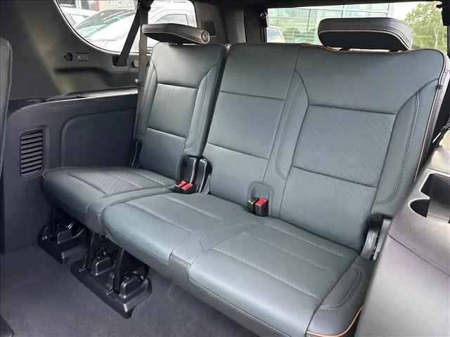 New 2026 Onyx Black GMC AT4 image 25