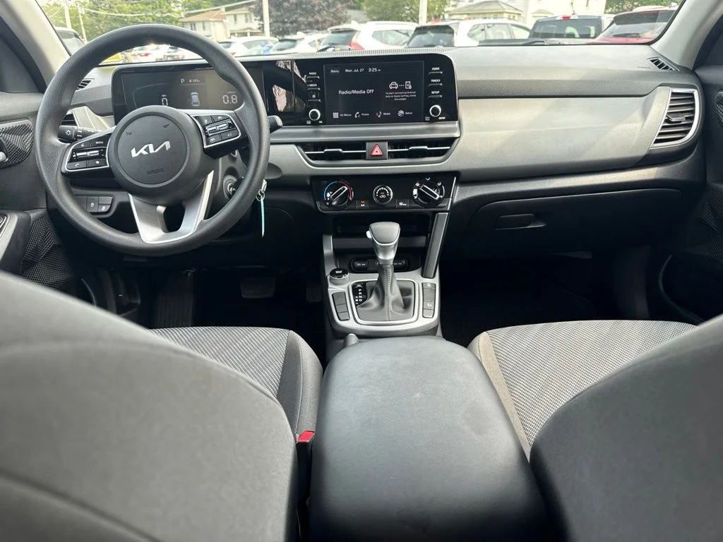 Used 2024 Blue Kia LX image 18