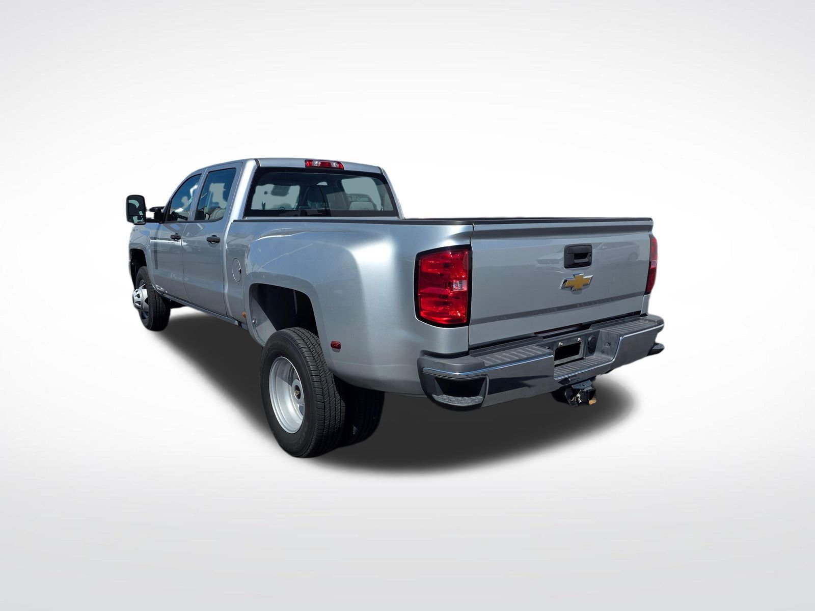 Used 2018 Silver Ice Metallic Chevrolet Work Truck image 7