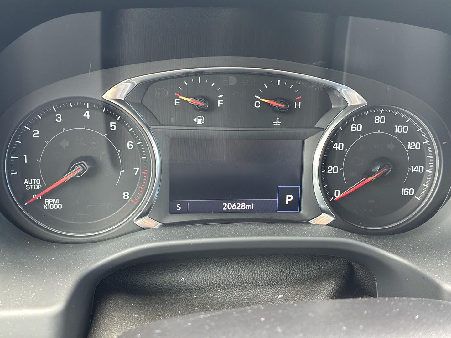 Used 2023 Summit White GMC AT4 image 2