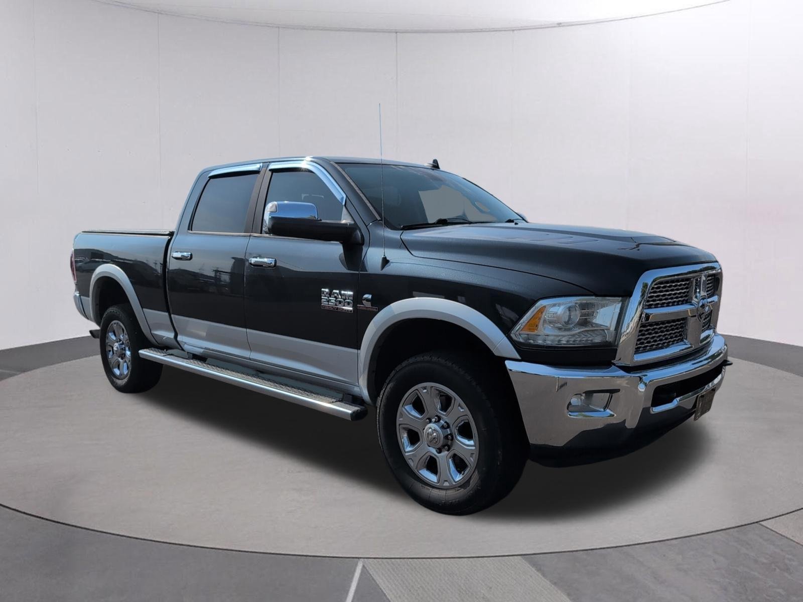 Used 2014 Bright White Clearcoat Ram Laramie image 7