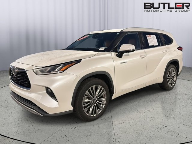 2020 Toyota Highlander Hybrid Platinum