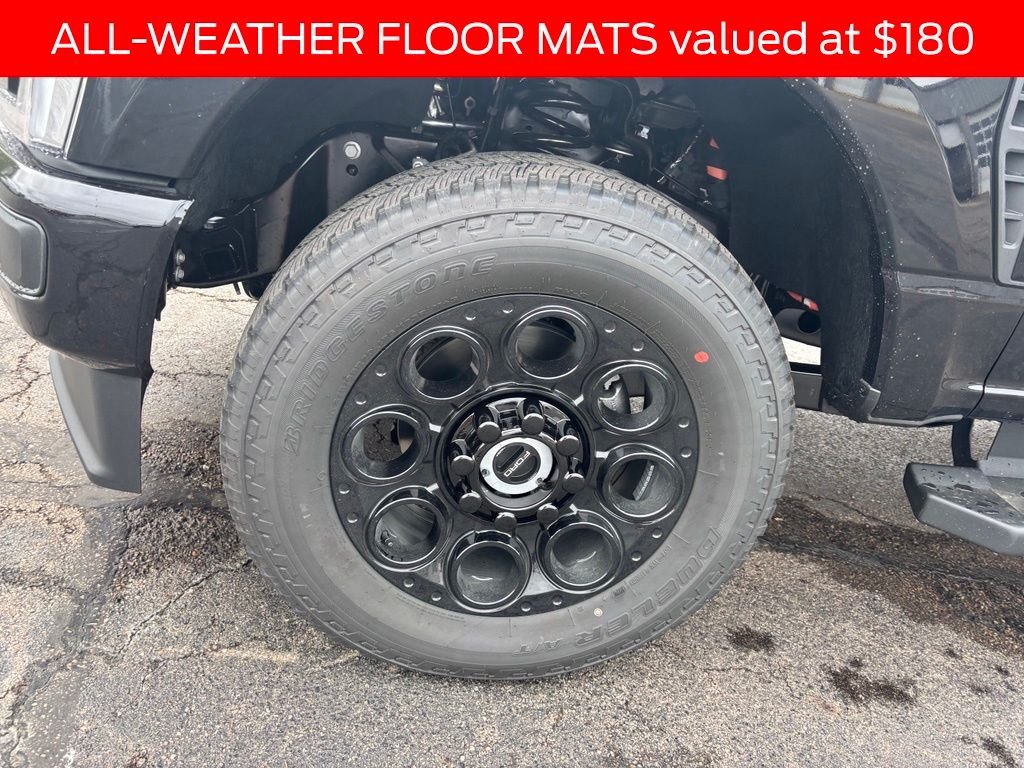 New 2027 Agate Black Metallic Ford F-350® XLT image 9