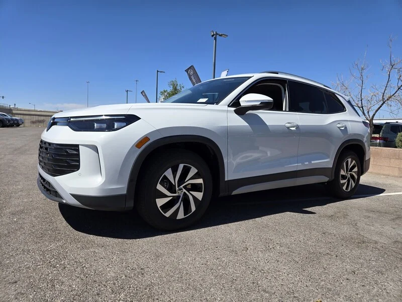 New 2026  Volkswagen 2.0T S image 2
