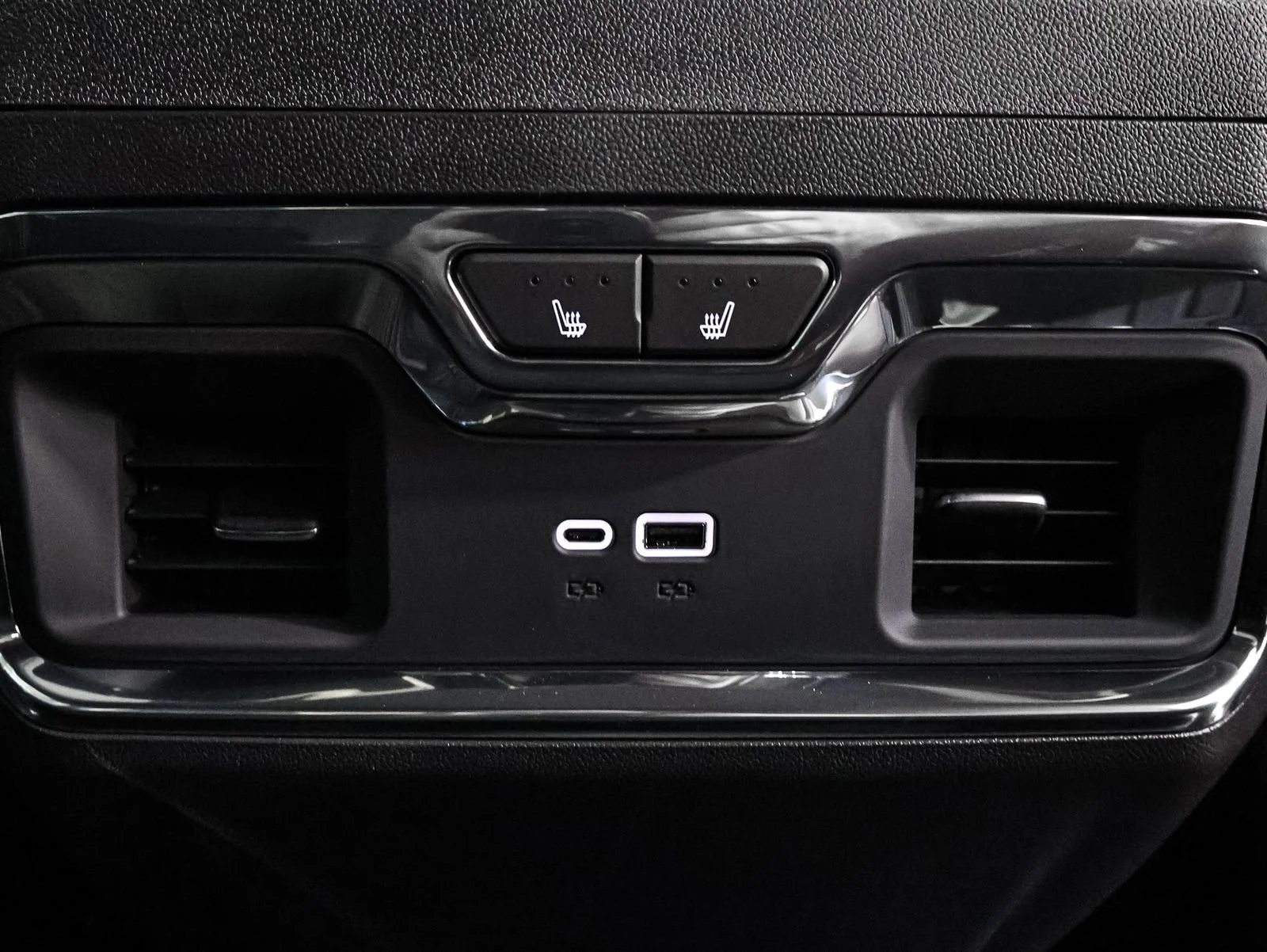 2026 GMC Sierra 1500 SLT - Photo 28