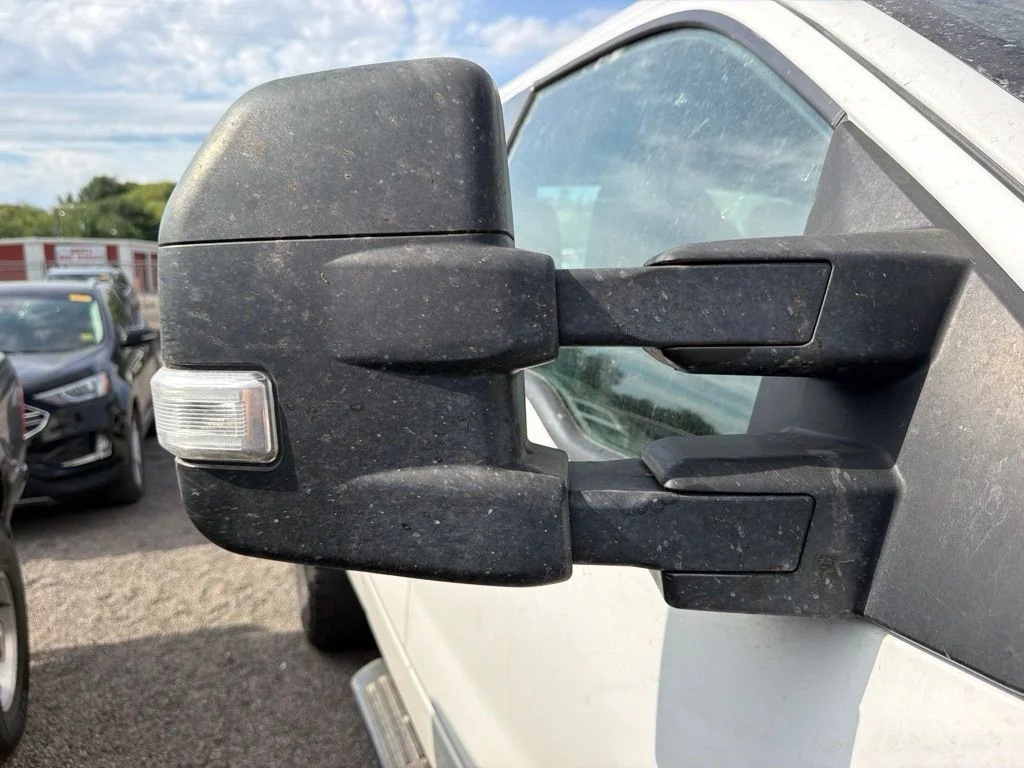 Used 2013 Oxford White Ford XL image 14