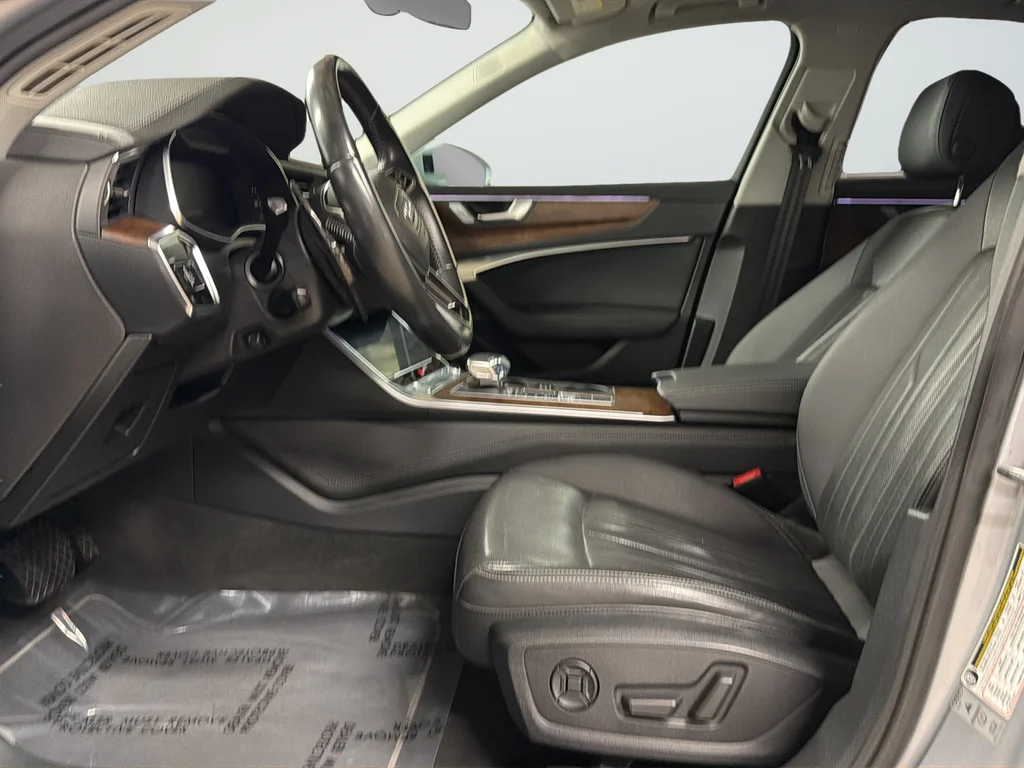 Used 2019 Silver Audi 3.0T Prestige image 10
