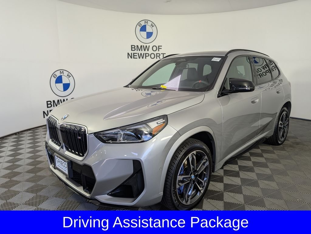 Used 2026 Silver BMW M35i image 3