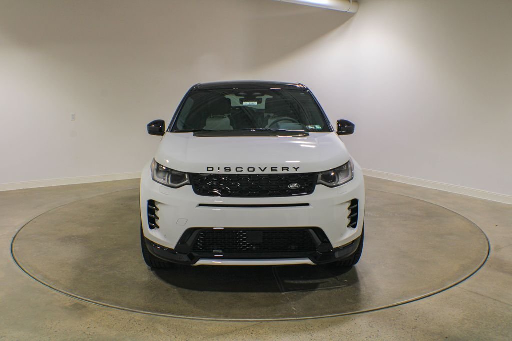 New 2026 Fuji White LAND ROVER  image 2