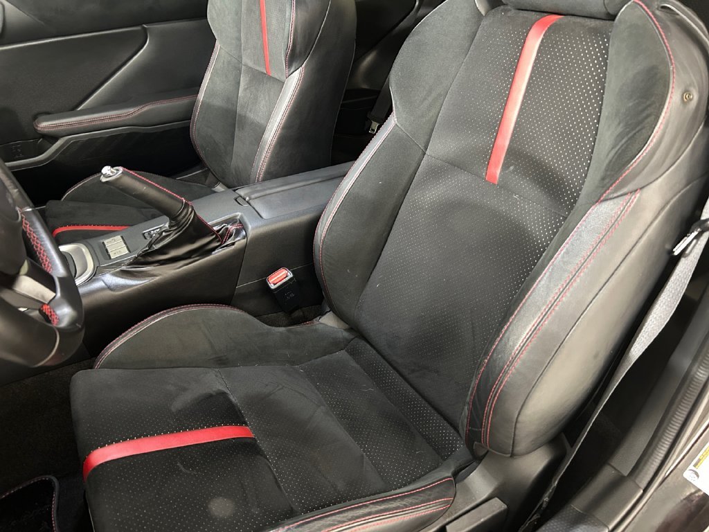 Used 2023 Black Subaru Limited image 8
