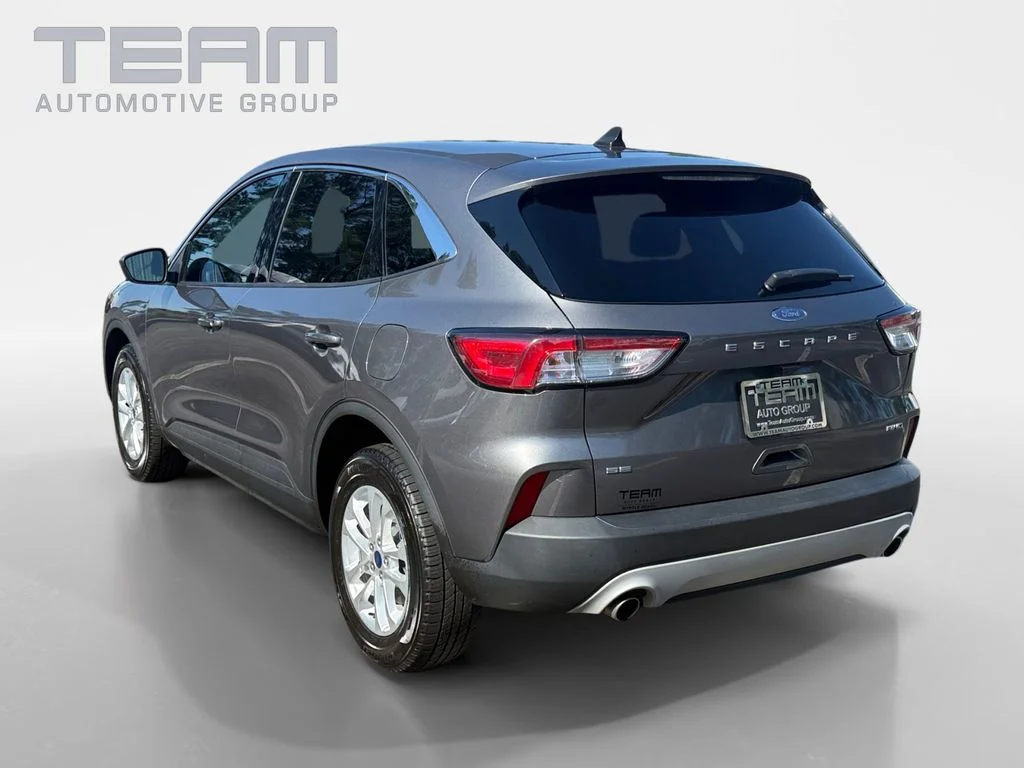 Used 2022 Gray Ford SE image 5