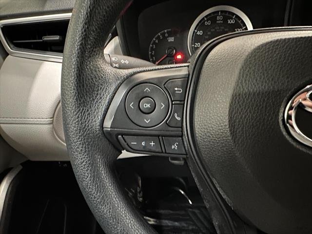 Certified Used 2022 Wind Chill Pearl Toyota L image 28