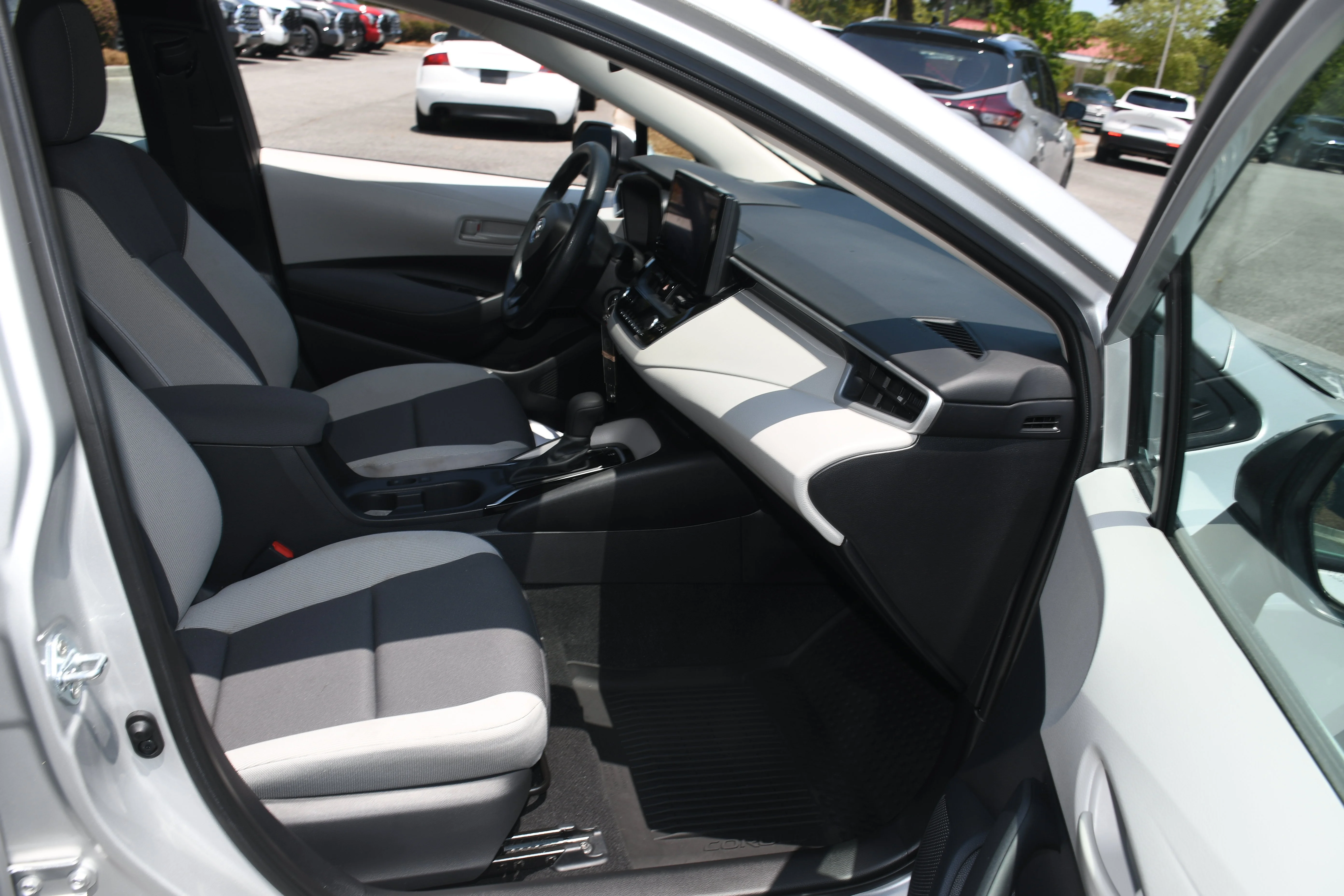 Used 2025 Silver Toyota LE image 19