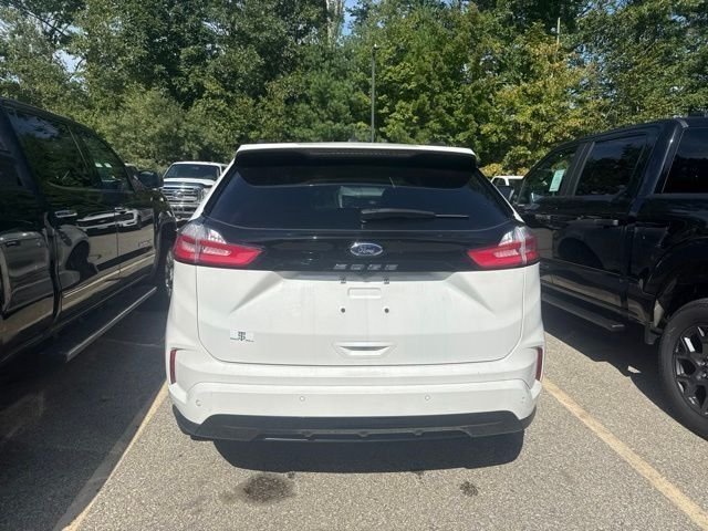 Used 2024 White Metallic Ford ST Line image 5