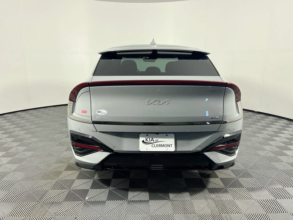 New 2026 Wolf Gray Kia GT-LINE image 4