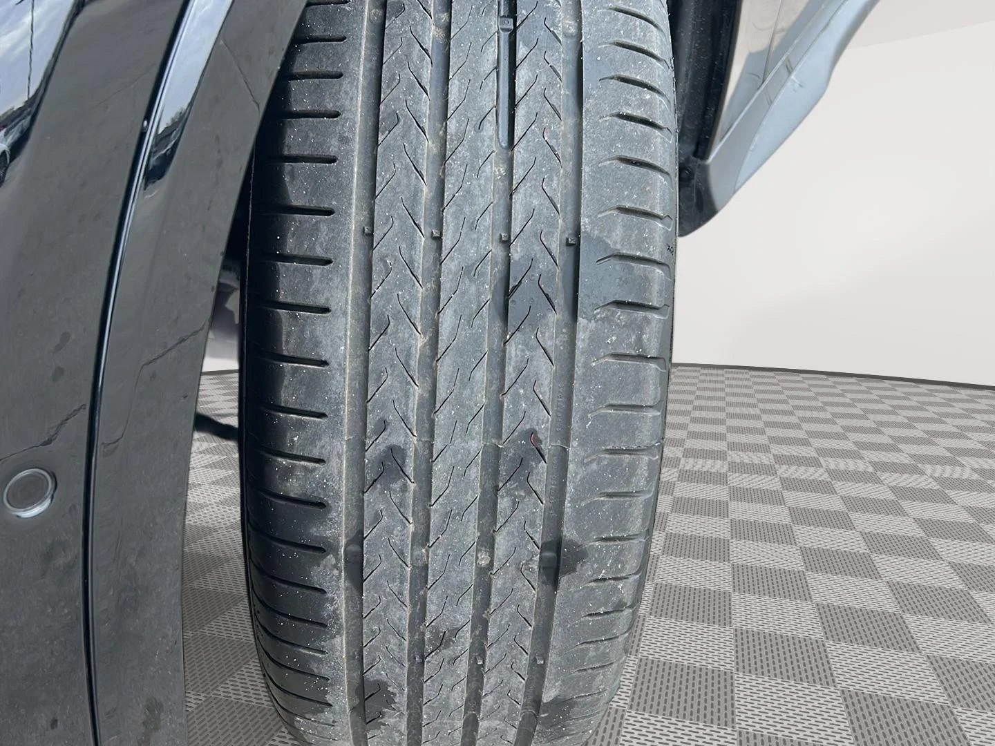 New 2026 Black Mercedes-Benz GLC 300 image 10
