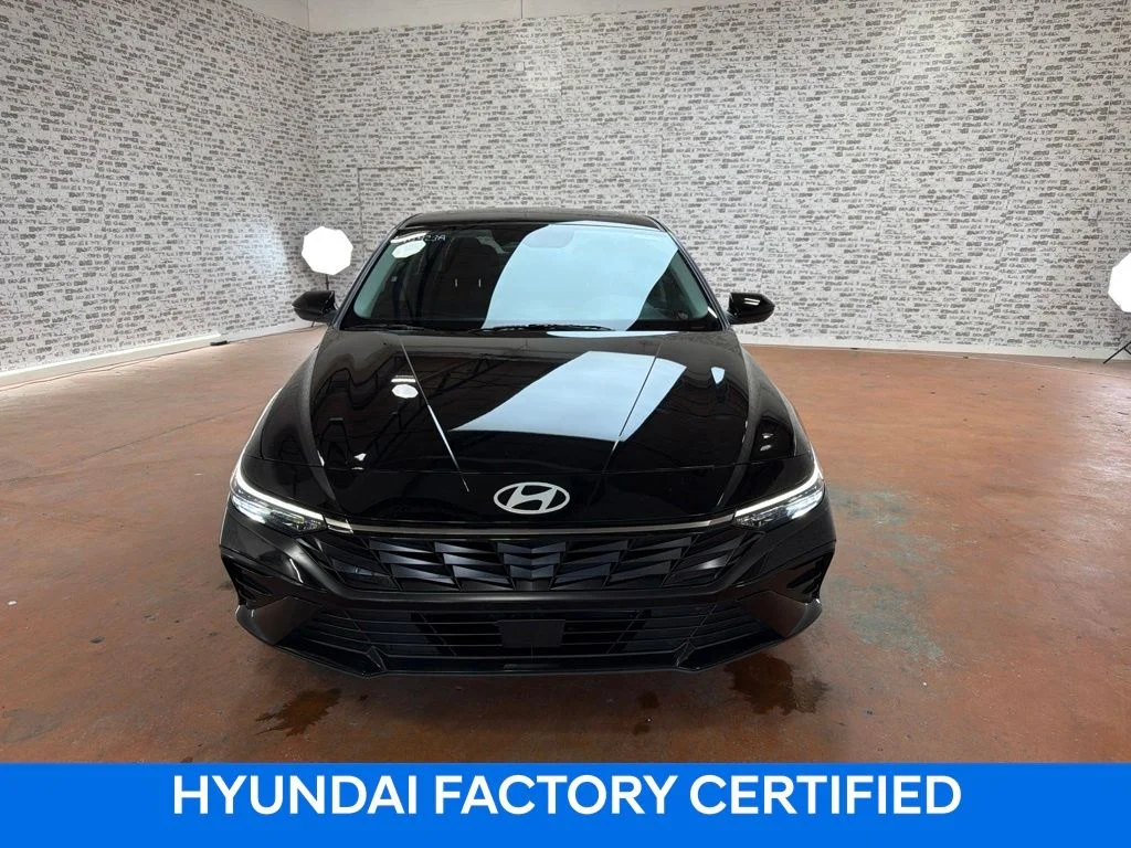 Certified Used 2024 Abyss Black Hyundai SEL image 2